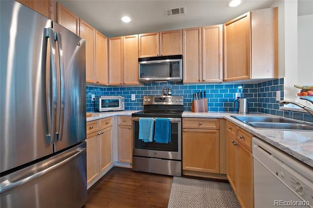 Foto del edificio - 2788 Syracuse St