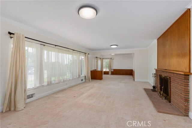 Foto del edificio - 388 Harford Pl