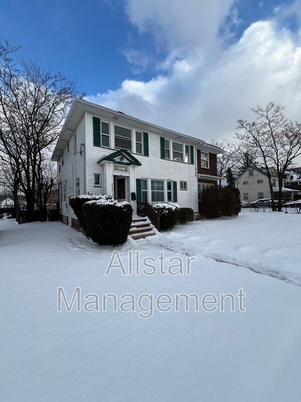 Foto del edificio - 4859 E 97th St