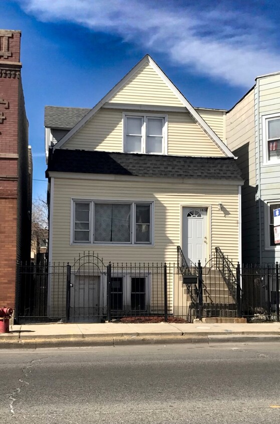 Primary Photo - 1828 N Pulaski Rd