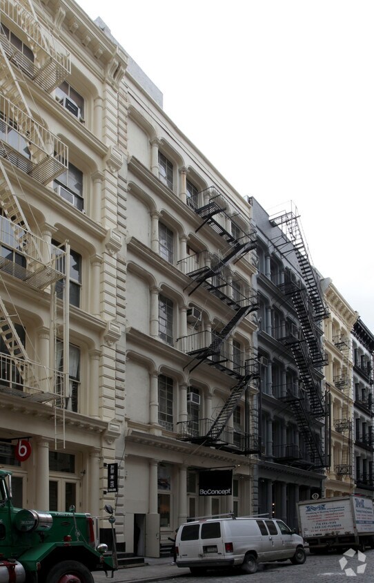 Primary Photo - 69 Greene St