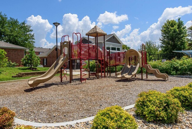 Foto del edificio - The Bluffs at Cherry Hills Townhomes