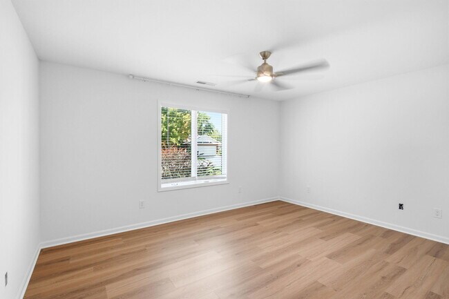 Foto del edificio - 3711 Shadow Glen Ct