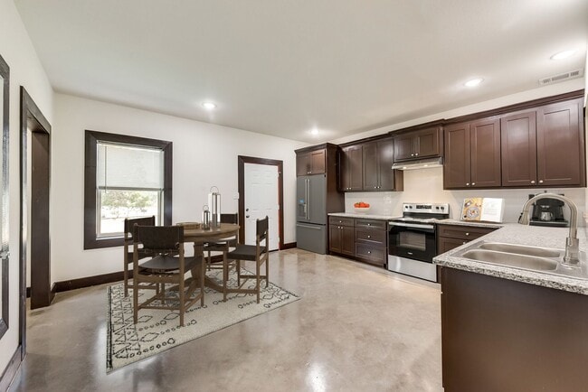 Building Photo - Longhorn Ranch-Barndo Community-Half Acre ...