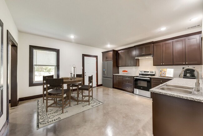 Foto del edificio - Longhorn Ranch-Barndo Community-Half Acre ...