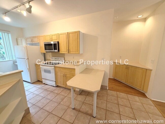 Building Photo - 95-797-932 Wikao St