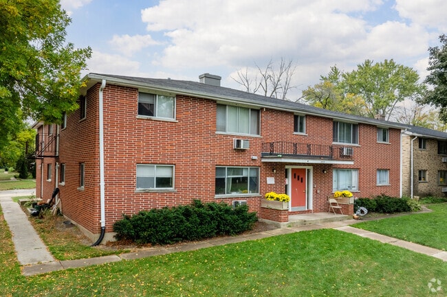 Building Photo - PMM + MS