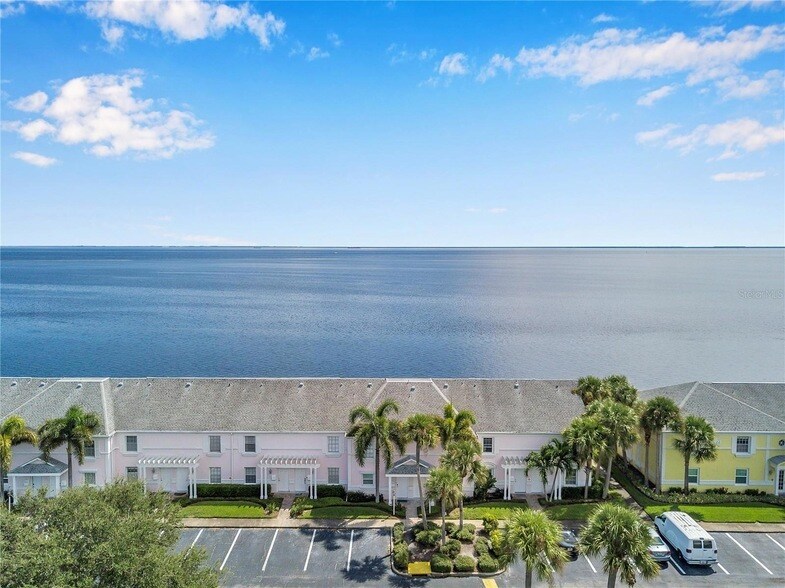 Foto principal - 5172 Coquina Key Dr SE