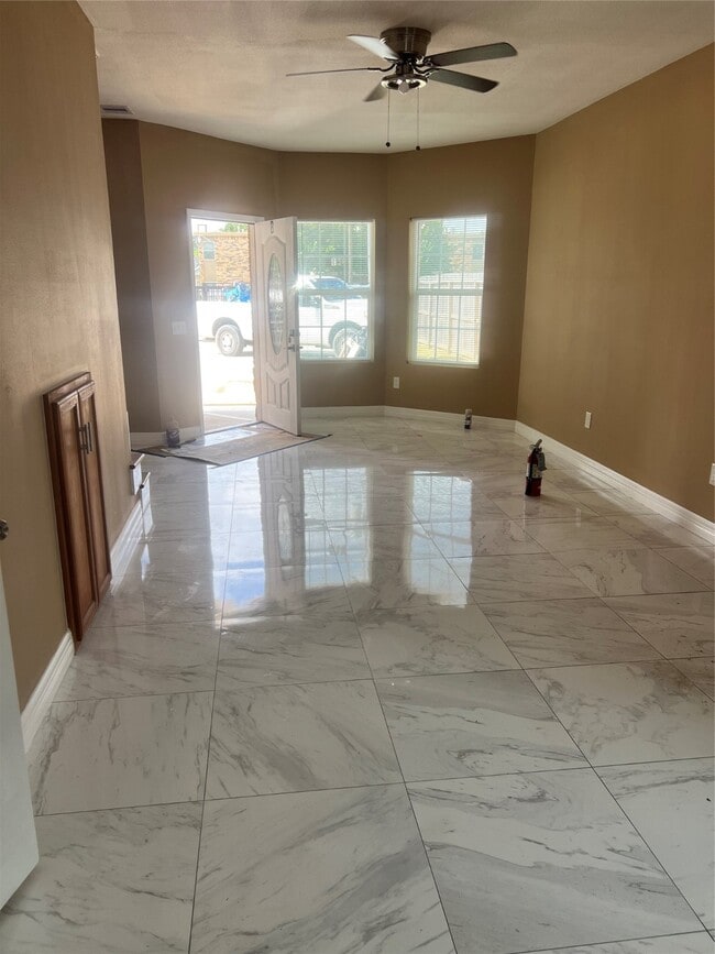 Foto del edificio - 341 Cartersville St