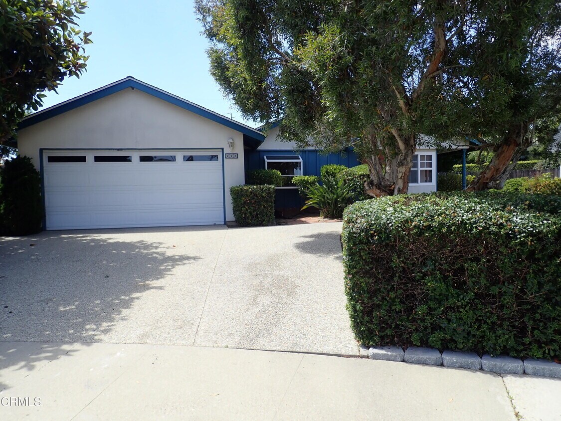 223 Saratoga Ct, Goleta, CA 93117 House Rental in Goleta, CA