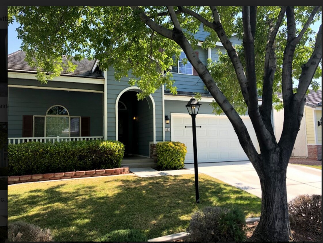 Foto principal - Gated Lamplight Home w/ Pool & Spa!
