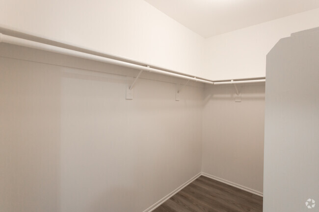 0BR,1BA- Closet - 1820 Whitley