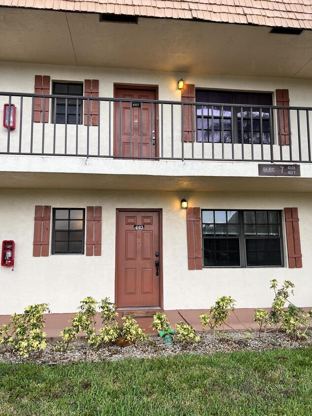 4103 Oak Terrace Drive Greenacres Fl 33463 Room for Rent in