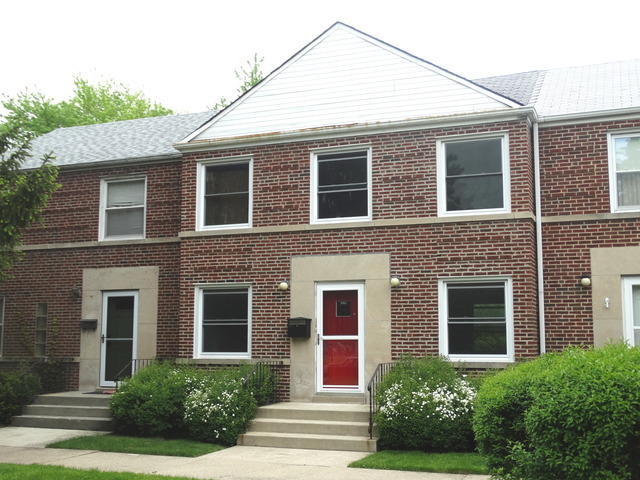 Primary Photo - 425 Dodge Ave