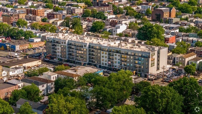 Building Photo - Verde Jersey City