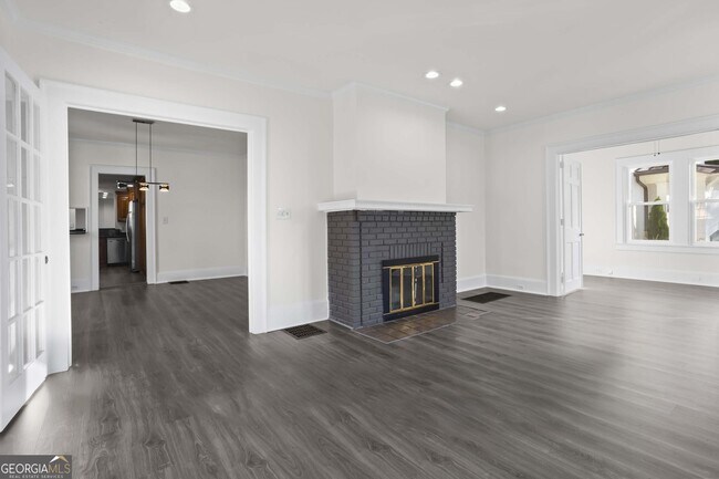Foto del edificio - 2044 Fairhaven Cir NE