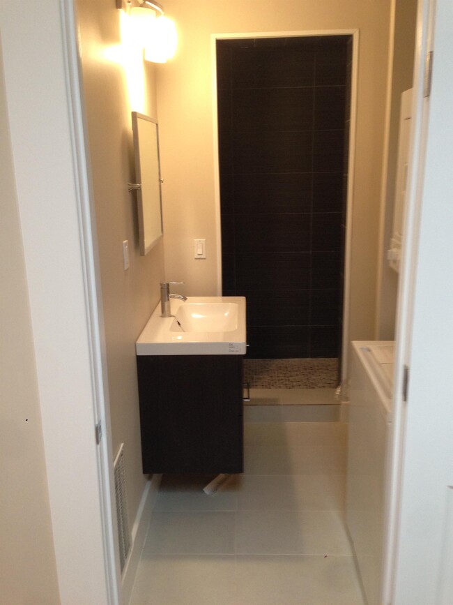 Foto del edificio - 1246 Carrollsburg Pl SW