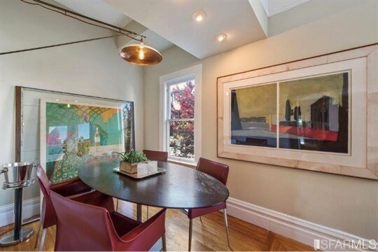 Building Photo - SPACIOUS AND BRIGHT 2 BEDROOM FLAT IN PARN...