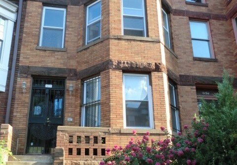 Foto del edificio - 1478 Chapin St NW