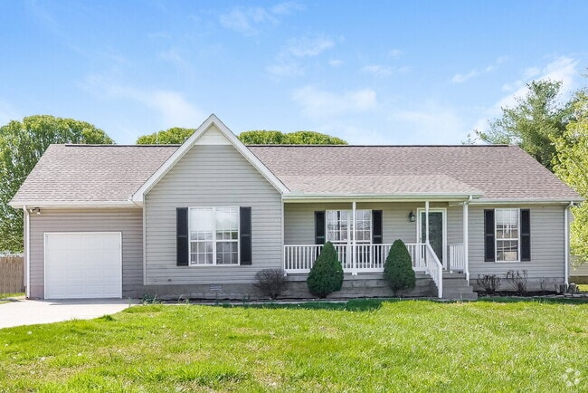Building Photo - 2511 Woods Ct