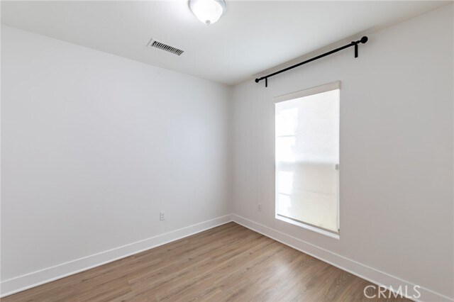 Foto del edificio - 10736 Bloomfield St