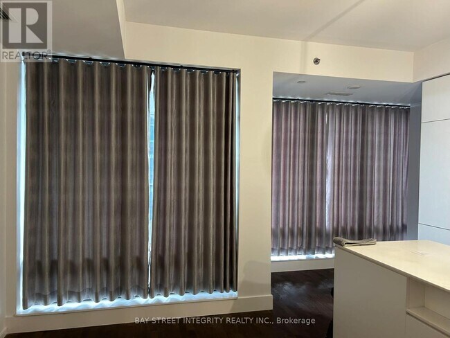 Photo du bâtiment - 5 St Joseph St