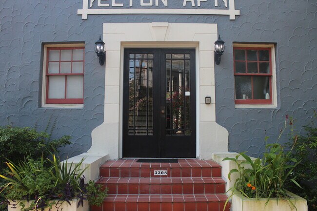 Foto del edificio - 3308 Prytania St