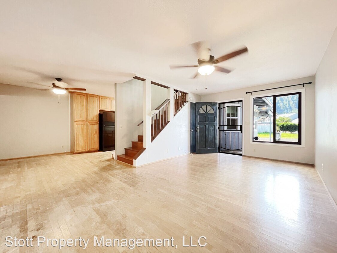 Primary Photo - 3 br, 1 bath House - 41-674 Kaauiki Place
