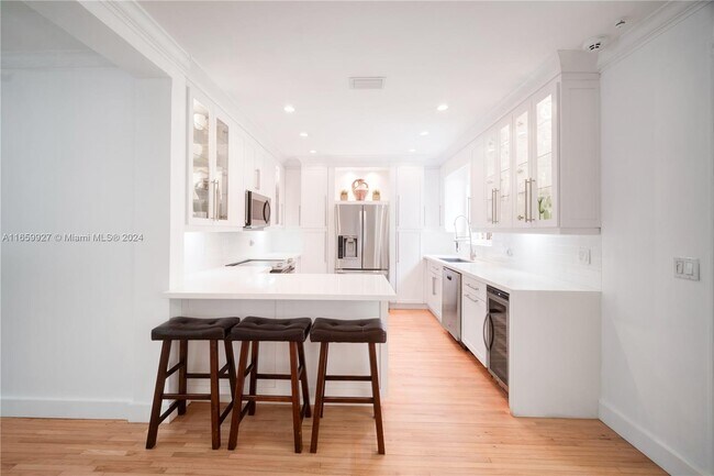 Foto del edificio - 341 SW 30th Rd