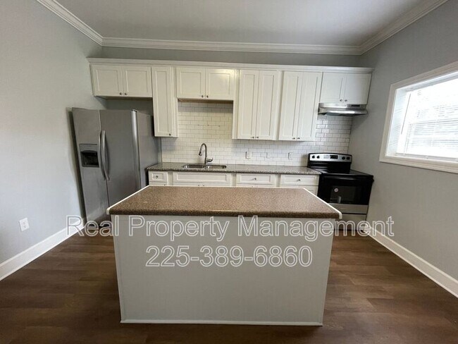 Building Photo - 38294 1494