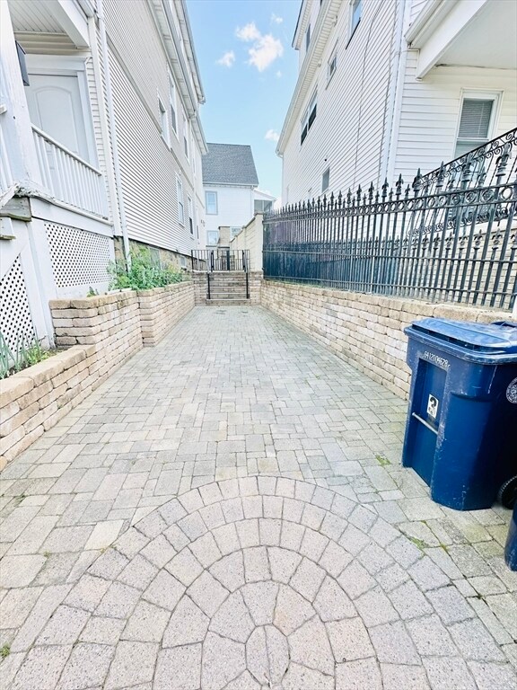 Building Photo - 131 Bucknam St