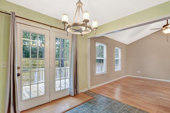Building Photo - 3bd 2ba HOME FOR RENT!