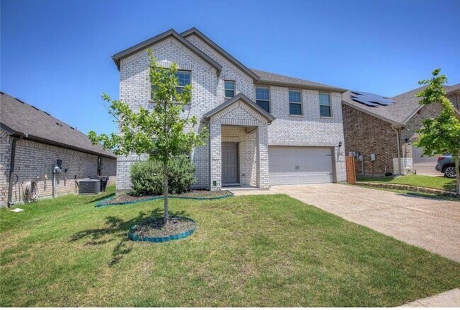 Building Photo - 217 Miramar Ave