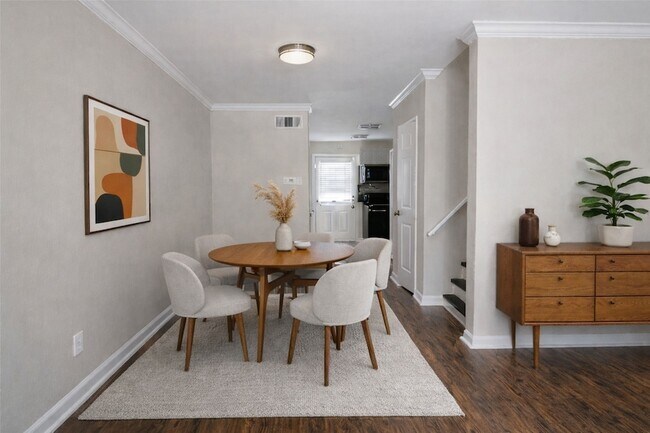 Foto del edificio - 4335 Cedar Springs Rd