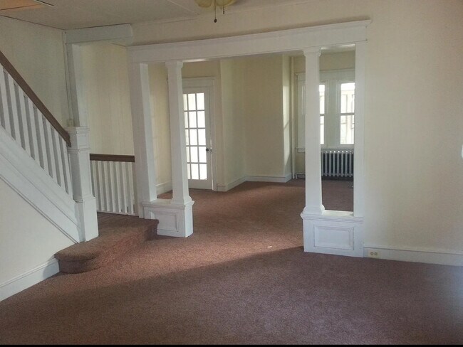 Foto del edificio - 302 Horace Ave