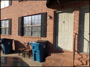 Building Photo - 1809 Reservoir Rd