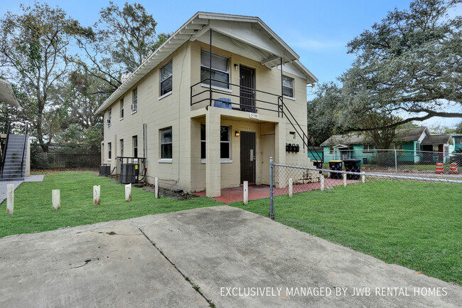 Building Photo - 1530 W 21st St