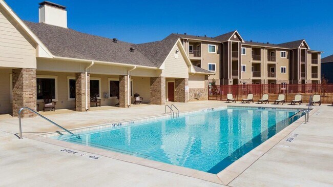 Piscina - Parkside Apartments (TX)