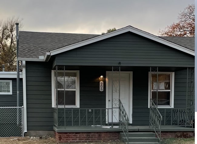 Foto del edificio - 906 N Garfield Ave