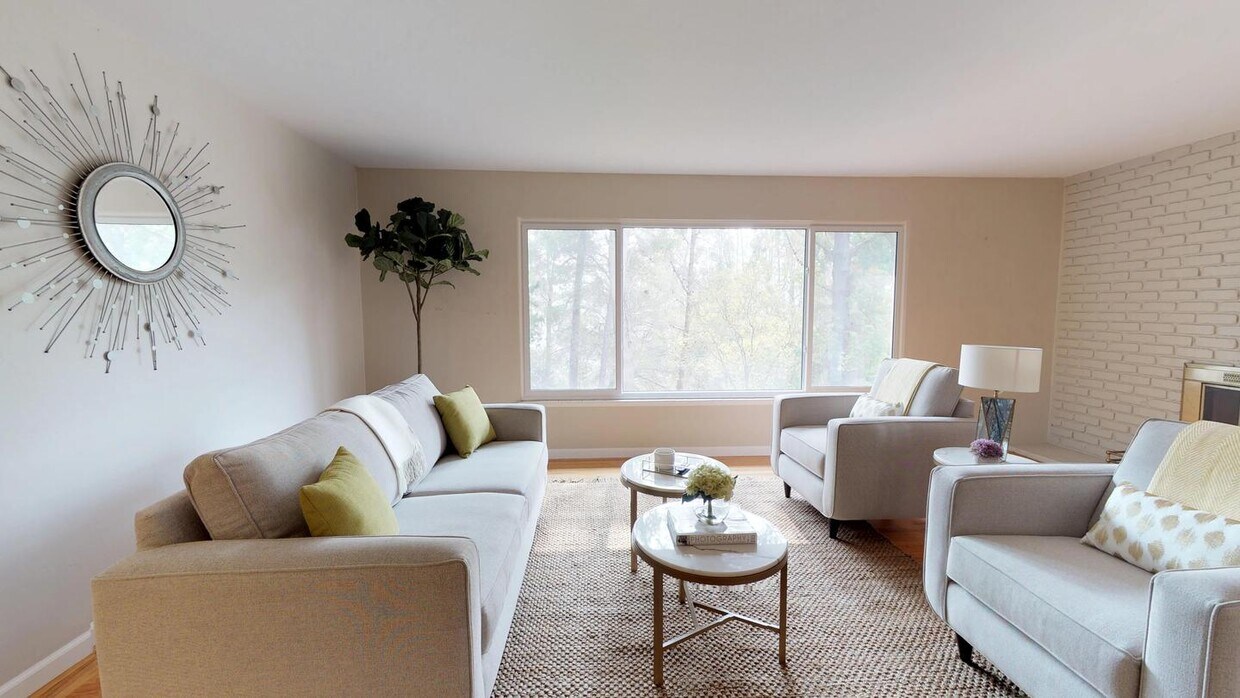 Primary Photo - 1432 Bel Aire Rd