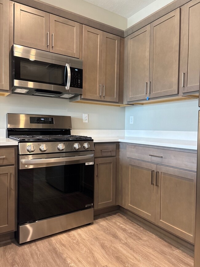 Building Photo - Ventura Townhomes