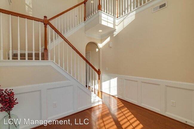 Foto del edificio - 2 br, 2.5 bath House - 742 Sterling Brooke...