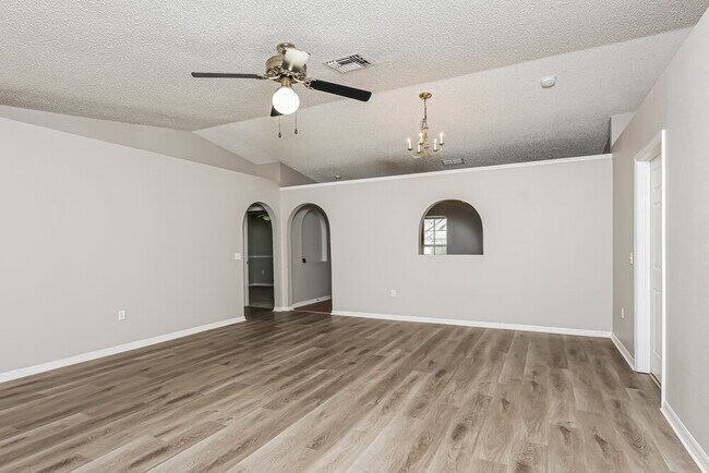 Foto del edificio - 1615 Dartmouth Dr