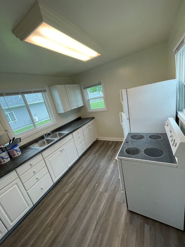 Foto del edificio - Updated 5 Bedroom House for Rent