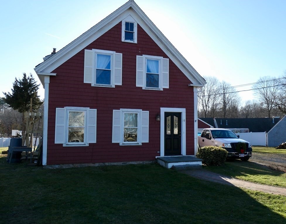 10 Ford Pl Unit 2, Scituate, MA 02066 Room for Rent in Scituate, MA