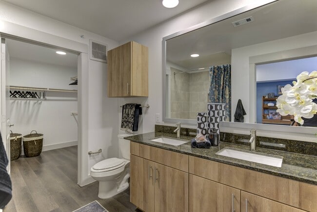 Building Photo - Alexan Rivercrest