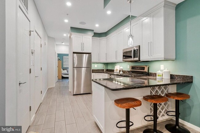 Foto del edificio - 756 Park Rd NW