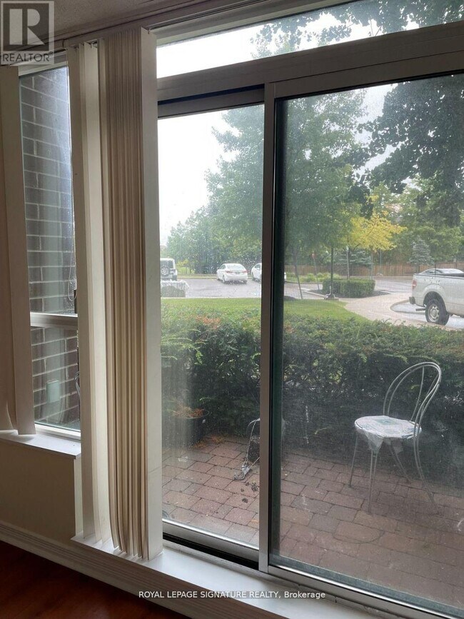 Photo du bâtiment - 4889 Kimbermount Ave