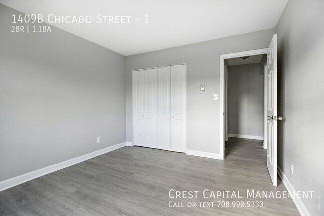 Building Photo - 1407B E Chicago St-4