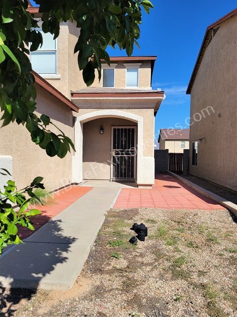 Building Photo - 3 Bedroom, 2 Bathroom home